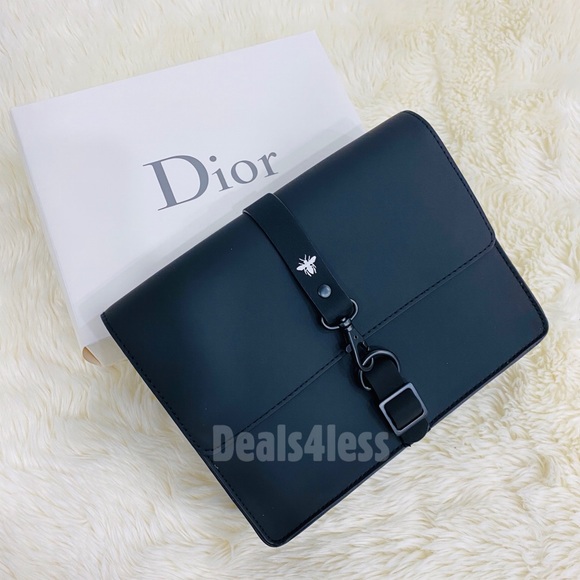 Dior Pouch - Picture 2 of 7